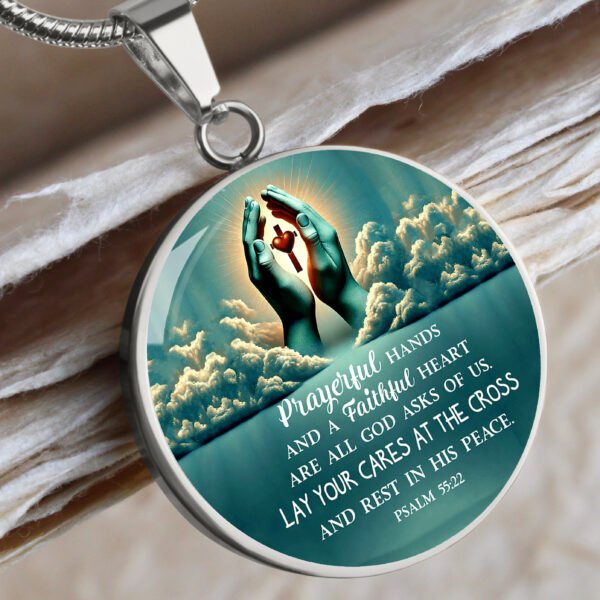 10 Valentine Luxury Graphic Circle Necklace Design With Canva Edit!