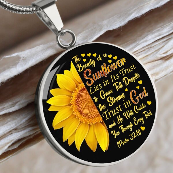 5 Valentine Luxury Graphic Circle Necklace Design With Canva Edit! - Image 2
