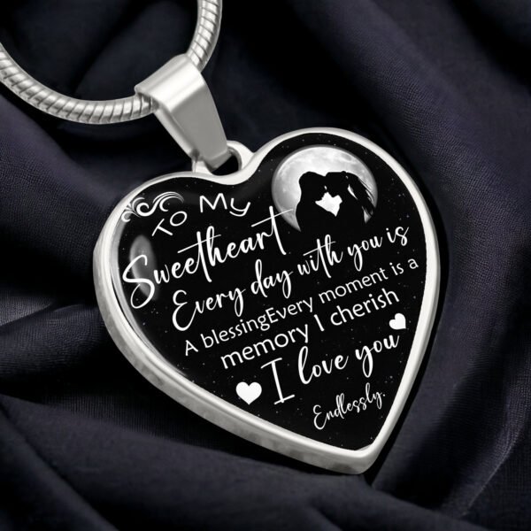 8 Valentine Luxury Graphic Heart Necklace Design With Canva Edit! - Image 9